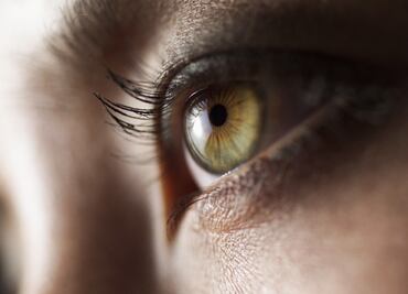 Los mensajes sutiles que comunicamos al parpadear