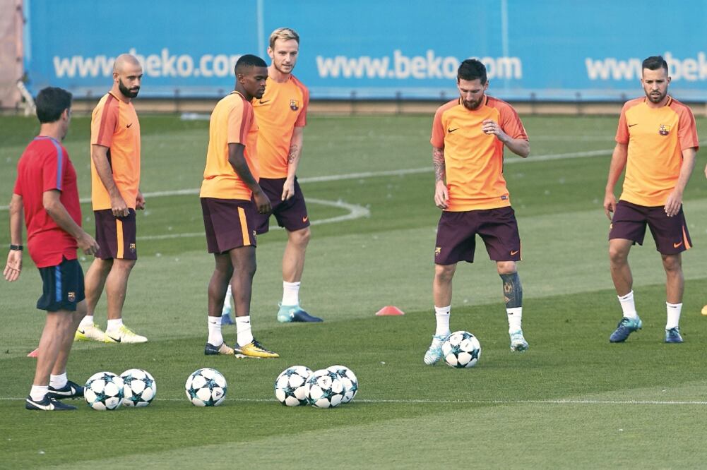 Messi comandará el ataque blaugrana esta tarde en casa. (ALEJANDRO GARCÍA. EFE)