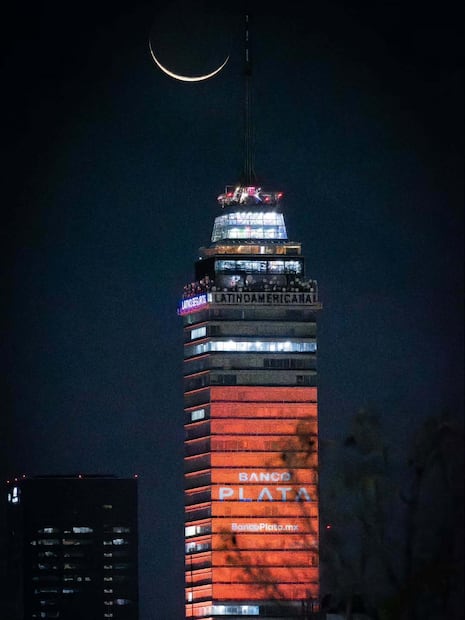Entre ópera y emoción, Andrea Bocelli ofreció un espectáculo que reunió a miles en el corazón de la capital. Foto: especial