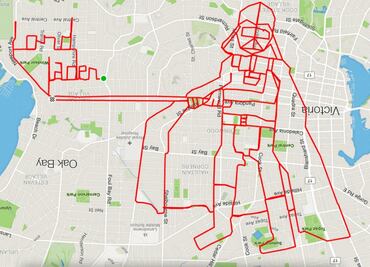 Ciclista traza ruta turística en forma de Darth Vader