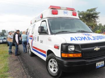 Detienen a 15 migrantes cubanos abordo de una ambulancia apócrifa en Chiapas