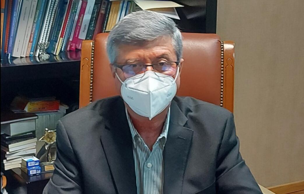 El secretario de Salud, Efrén Encinas, indicó que la compensación económica representa un gesto de agradecimiento por su actuación y esfuerzo para atender a la población que ha sido afectada por el Covid-19. Foto: especial