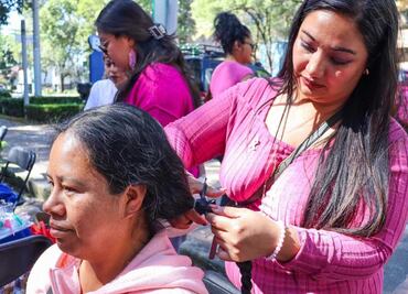 Realizan "Tapatón y Trenzatón" en la alcaldía Benito Juárez; concientizan sobre el cáncer de mama