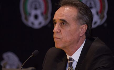 ¿Quién es el presidente de la  Comisión Disciplinaria?