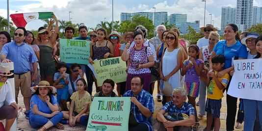 Confronta a ciudadanos bloqueo de accesos a malecón de Tajamar