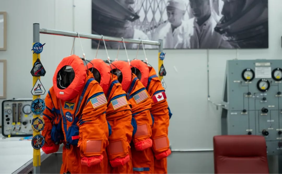 Artemis II: así serán los trajes de los astronautas en la misión; conoce su tecnología. Foto: NASA / Joel Kowsky