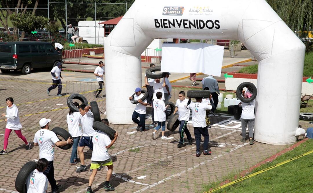 Internos y personal de la Casa de Medio Camino participaron en un circuito de 3.5 kilómetros (Foto: Especial)