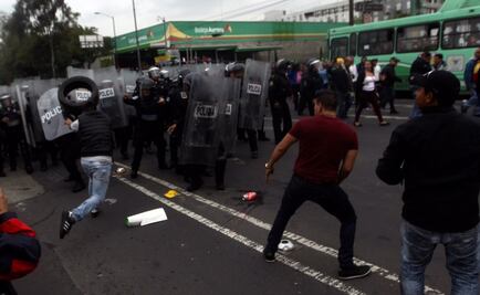 Riñen granaderos y vendedores en La Doctores