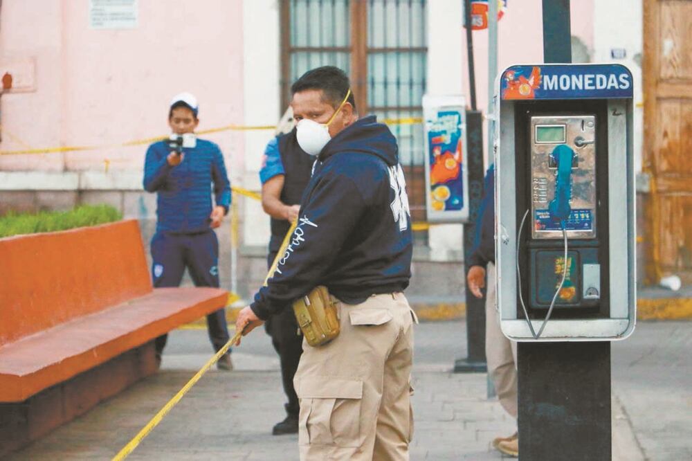Personal del municipio de Pachuca resguardó plazas y jardines. Foto: Especial