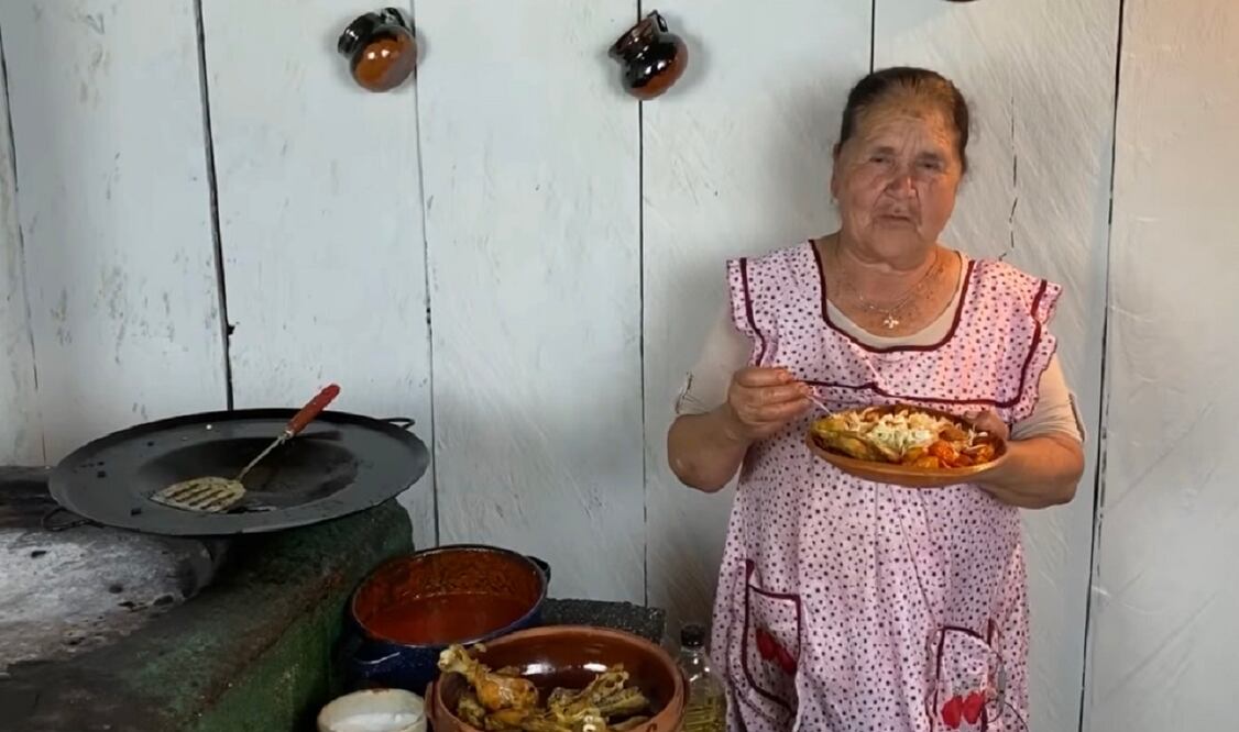 El canal de cocina "De mi rancho a tu cocina" acumula 3 millones de suscriptores / Foto: Captura de pantalla youtube.