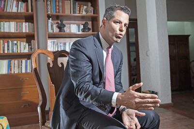 Oaxaca vive deterioro y le urge un cambio: Murat Hinojosa