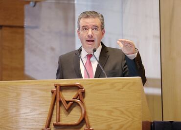 Polarización política afecta provisión de servicios públicos, afirma Alejandro Díaz de León, exgobernador de Banxico