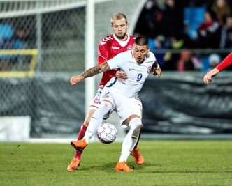 Nico Castillo tiene deudas con Chile