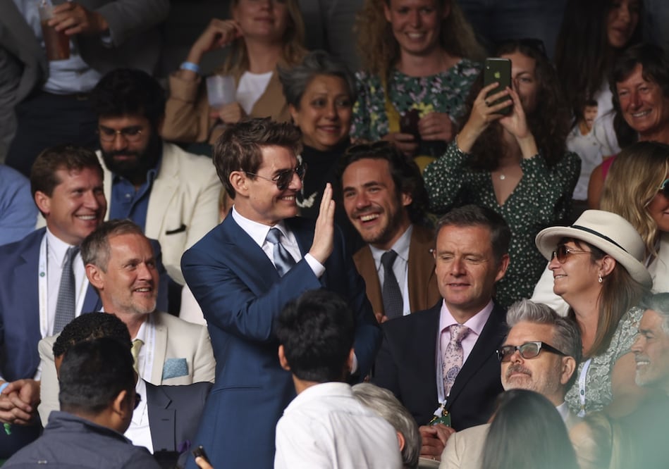 Tom Cruise en partido de Inglaterra vs Italia. Foto: AP