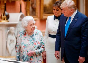 Reina Isabel II encabeza banquete de Estado para bienvenida de Trump