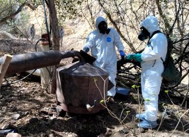 Marina destruye dos laboratorios clandestinos con más de 6 toneladas de precursores químicos en Durango