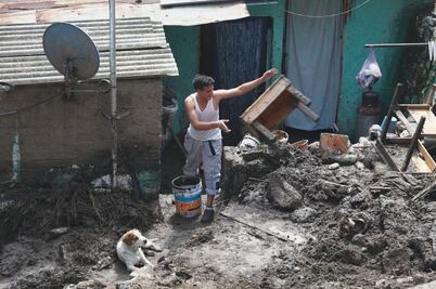 “No me dejaban pasar por el lodo”