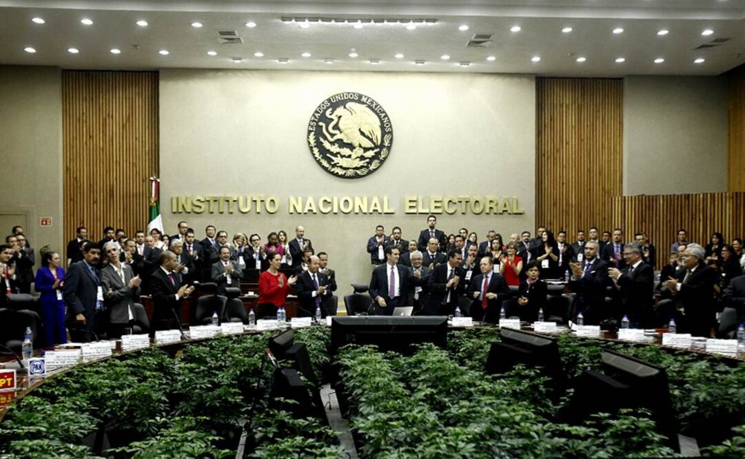 INE necesita 3 mil mdp para partidos en 2016