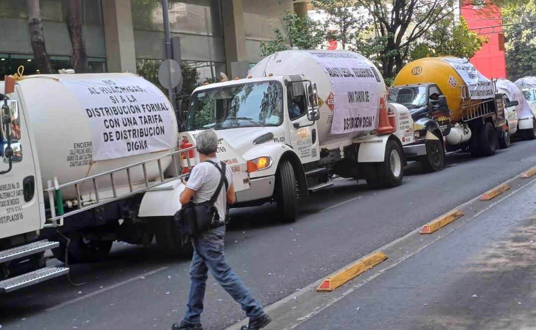 Un grupo de gaseros del Edomex se manifestaron en CDMX en una caravana que causó serios problemas viales durante horas (09/04/2025). Foto: Especial
