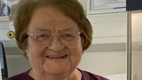 La científica pasó de contrabando a su país el VIH en su bolso para estudiarlo y salvar vidas