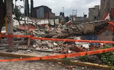 Realizan derrumbe de inmueble en Venustiano Carranza