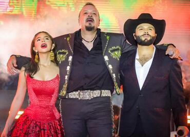 Música, tradición y fiesta; Los Aguilar deslumbran en el Carnaval de Mazatlán 2025