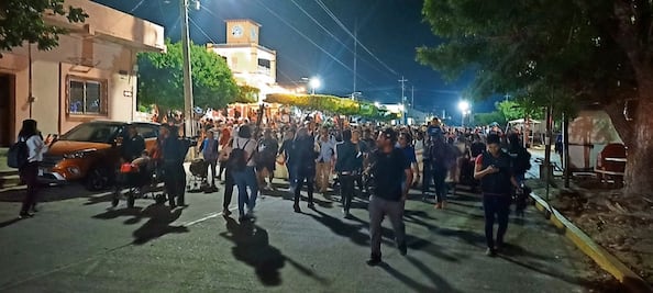 Llega de sorpresa al Istmo nueva caravana migrante