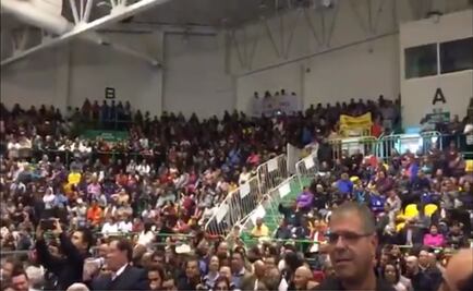 Abuchean a Javier Corral en evento de AMLO en Chihuahua