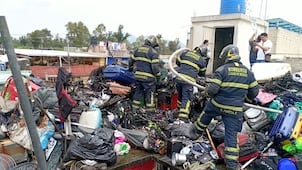 Se registra incendio de basura en azotea de vivienda en alcaldía Iztapalapa; no hay personas lesionadas