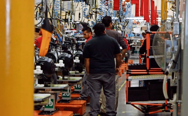 Industria de autopartes en México se prepara ante efectos de la guerra en Irán; prevé alza en costos logísticos