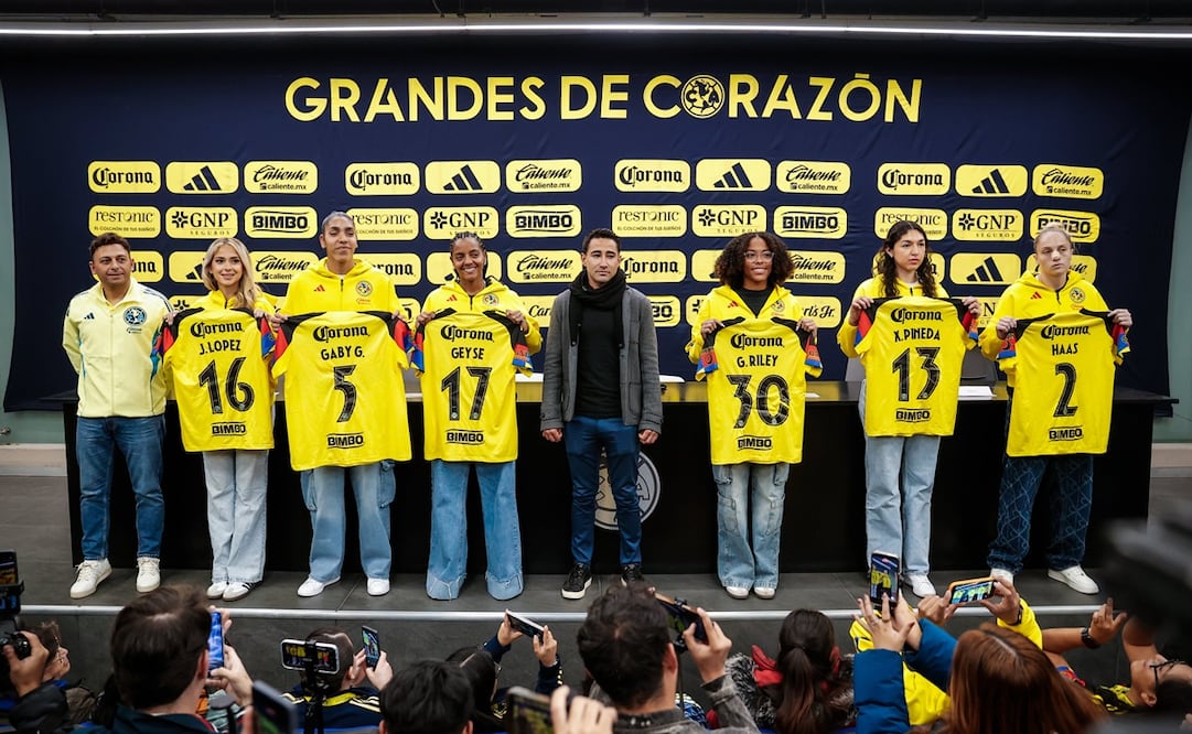 Las Águilas presentaron a sus seis refuerzos. FOTO: @AmericaFemenil