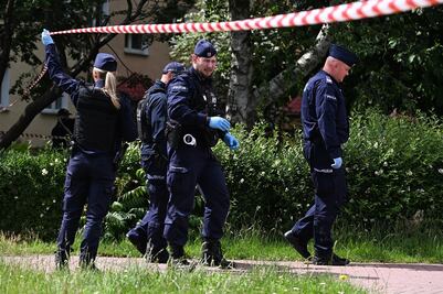 Asesinan en Polonia a artista opositor ruso; hay dos detenidos