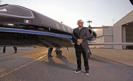 Lupillo Rivera apoya el cierre de la boutique de su hermana Jenni