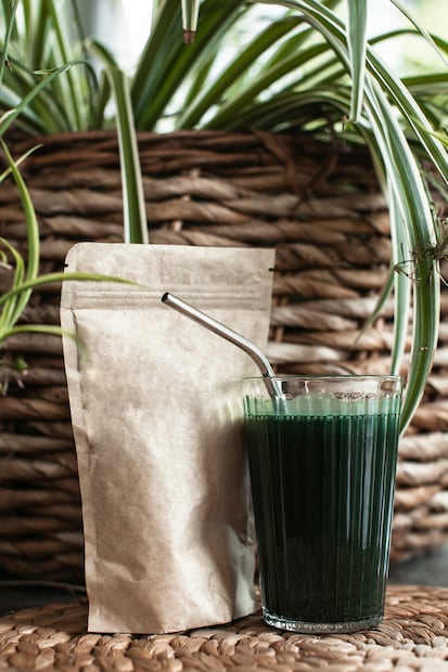 La espirulina se puede añadir a jugos y smoothies. Foto: Unsplash