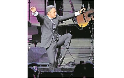Exigen a Luis Miguel un disco novedoso