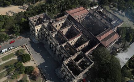 Los investigadores que entraron al Museo Nacional de Brasil en pleno incendio