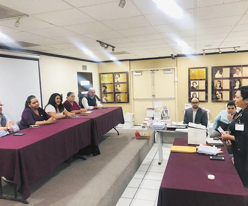 Abogados del Instituto Federal de la Defensoría Pública dan atención gratuita a quienes tienen asuntos penales, civiles, fiscales y administrativos en tribunales. ARCHIVO EL UNIVERSAL