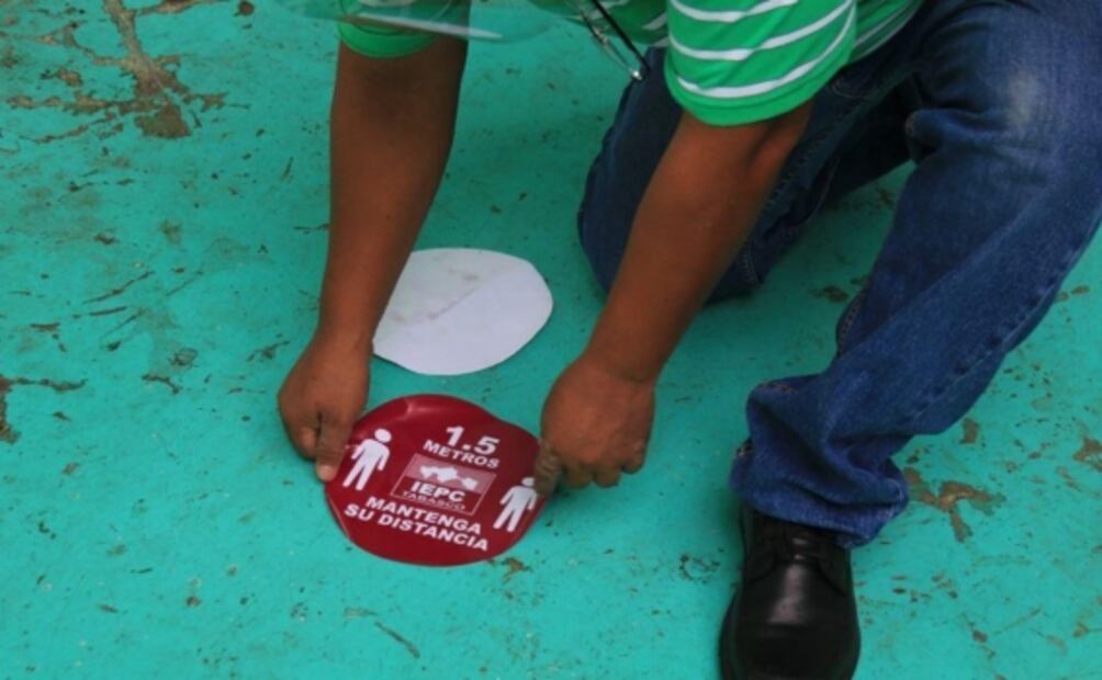 Sin miedo y con cubrebocas, reportan buena afluencia en casillas electorales