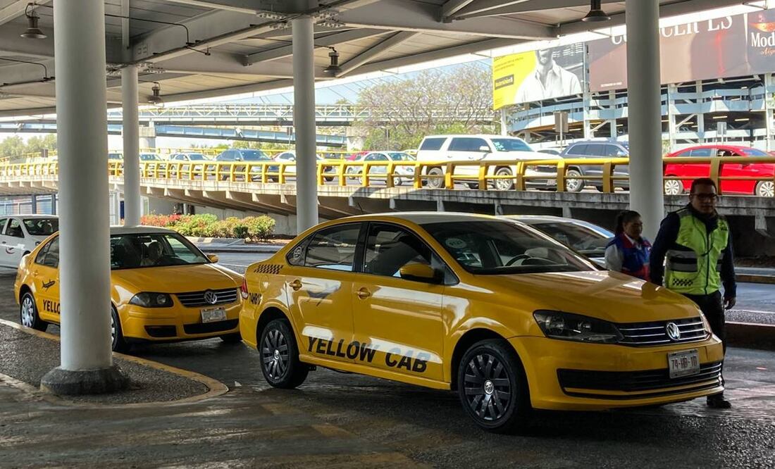 Tres empresas de taxistas se deslindan de bloqueos en el AICM. Foto: Andrea Murcia/Cuartoscuro