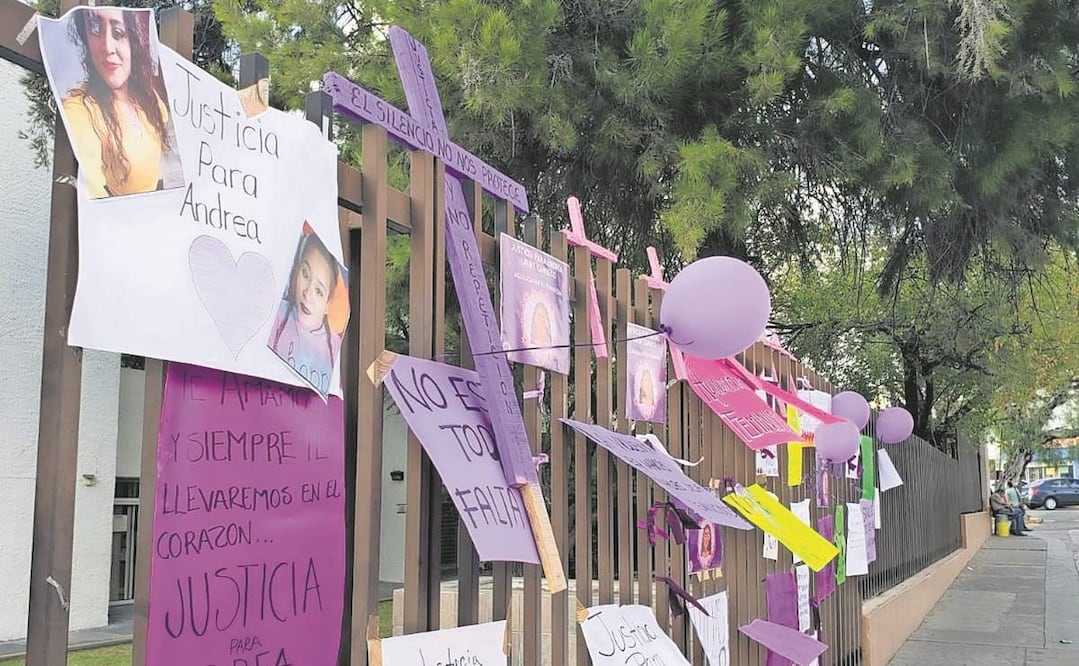 Colectivos protestaron en noviembre frente a la Fiscalía estatal, por el homicidio de Andrea. Foto: Especial.