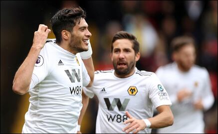 Raúl Jiménez iguala marca de 'Chicharito' Hernández