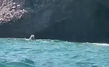 Buscan a turista que cayó de embarcación al mar por fuerte oleaje en bahía de Mazatlán 