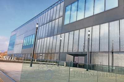 Buscan alternativas para dejar el cigarro tradicional