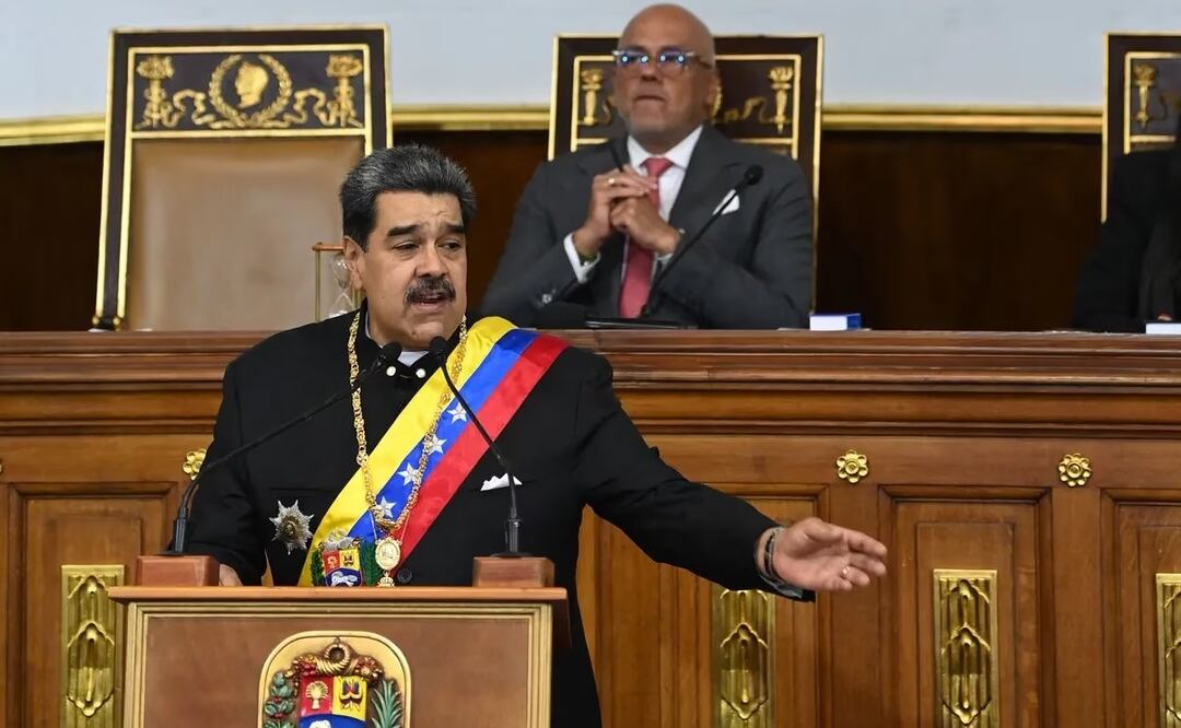 Nicolás Maduro pronuncia su informe anual ante la Asamblea Nacional. Foto: AFP