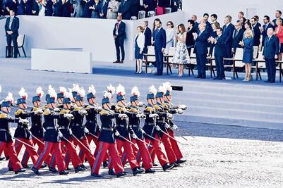 Macron encabeza celebración en Francia