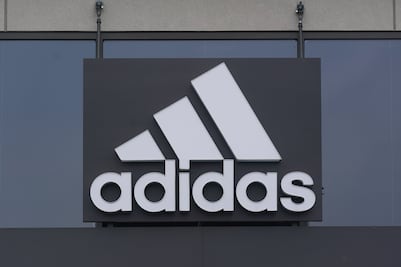 Adidas ficha al director ejecutivo de su rival Puma, que está en dificultades financieras