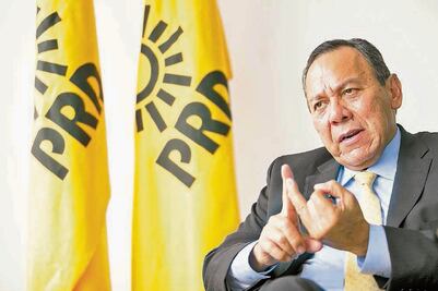 Pide Zambrano trabajar por Ley General de Cultura