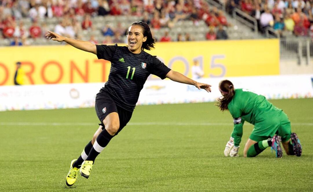 Mónica Ocampo celebra su anotación ante Canadá. AP