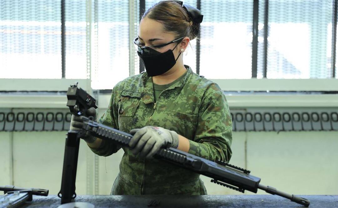 Crea Sedena fusil Xiuhcóatl para enfrentar al crimen. Fotos: Diego Montesinos/ EL UNIVERSAL