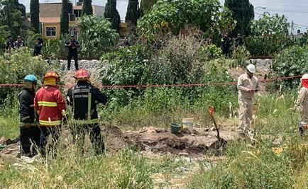 Controlan fuga de gasolina en toma clandestina de ducto en Ecatepec